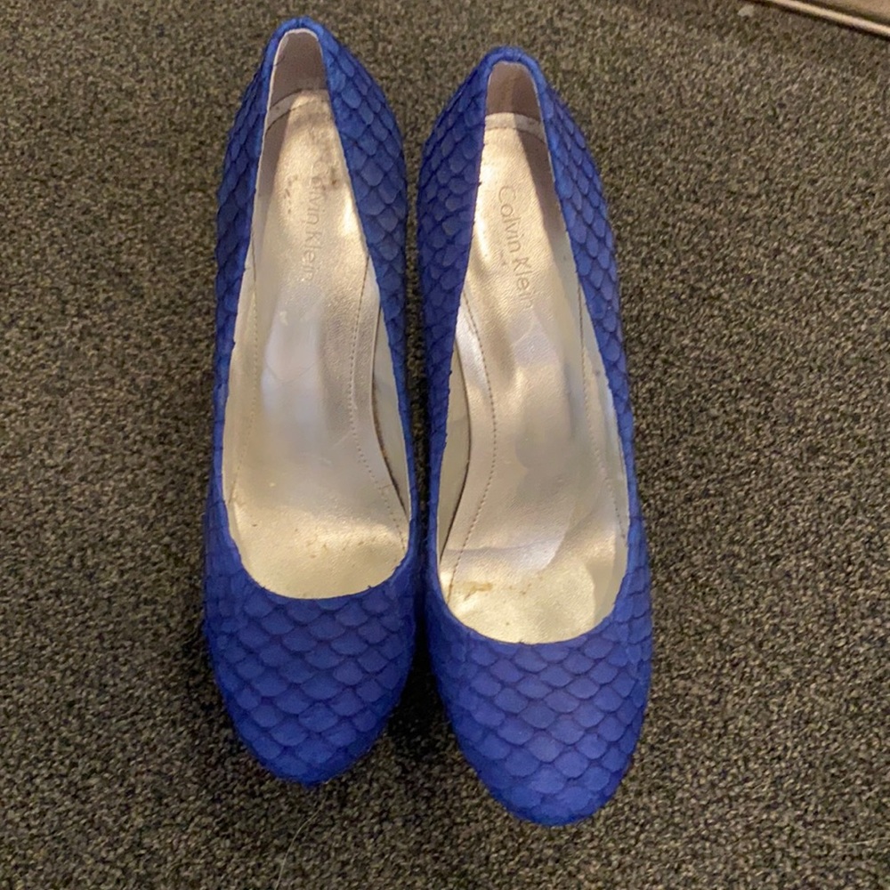 royal blue eye catching dressy heels